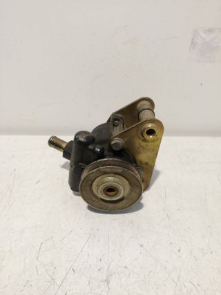 BOMBA SERVODIRECCION PEUGEOT 205 BERLINA (3)
