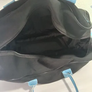 Bolsa de neopreno con ruedas