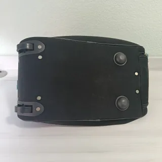 Bolsa de neopreno con ruedas