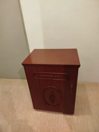 Máquina de coser Sigma con mesa