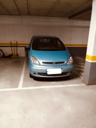 Se Alquila plaza de Garage en Logroño.