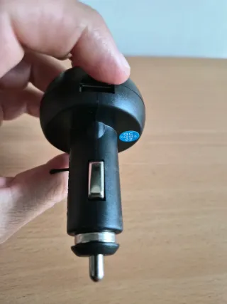 Termometro digitale display voltmetro con USB char