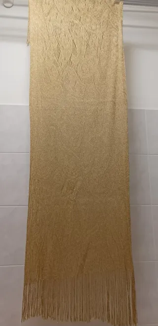 Stola / Sciarpa da sera oro con frange