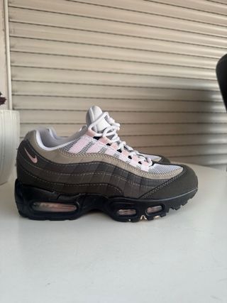 Nike Air Max 95 Gris y Rosa