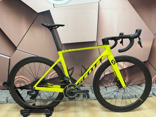 Bicicleta Scott Addict RC 30