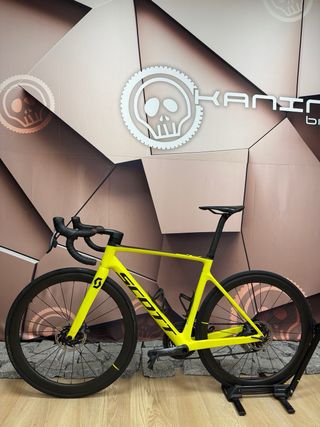 Bicicleta Scott Addict RC 30