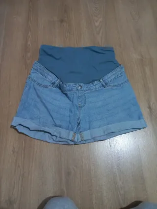 Pantalón corto vaquero premamá