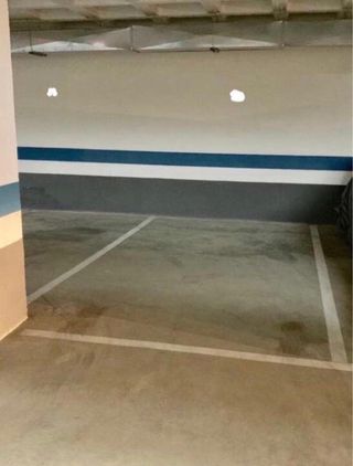 Plaza de garaje en alquiler para LARGA TEMPORADA