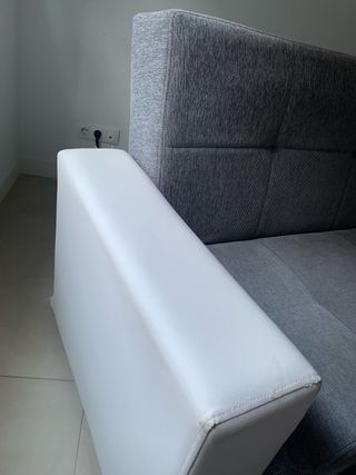 Sofá-cama 3 plazas gris y blanco