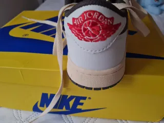 Air Jordan 1 Low OG Travis Scott