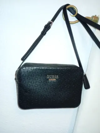 Bolso Guess Negro