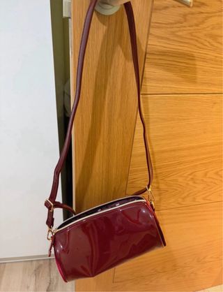 Bolso granate charol