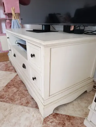 Mueble TV madera blanco