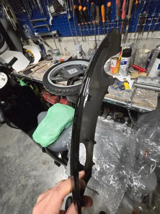 Scudo anteriore Aprilia Scarabeo 50 2t