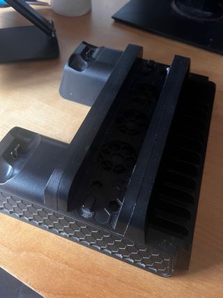 Soporte PS4 con ventilador