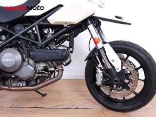 DUCATI HYPERMOTARD 796