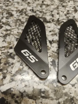 Protector Parrilla Radiador B&MW F 800 GS