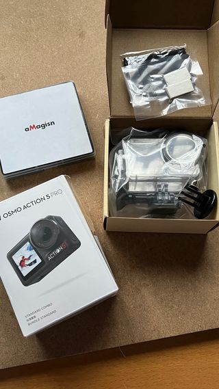 DJI Osmo Action 5 Pro + Accesorios