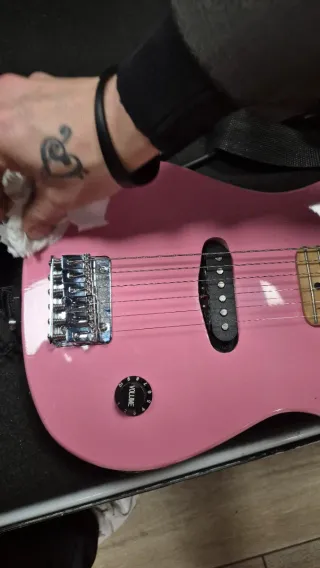 Guitarra Eléctrica Infantil Rosa