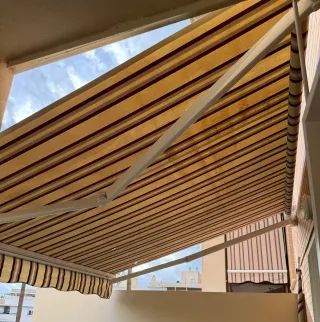 Toldo de balcón 2