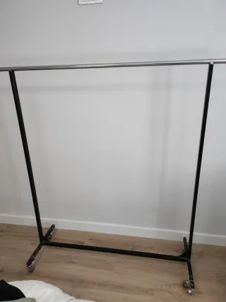 Burro perchero de metal