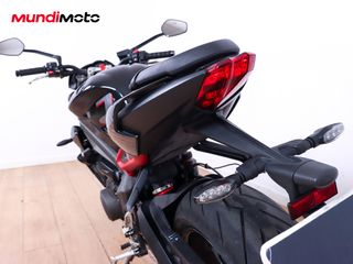 TRIUMPH STREET TRIPLE 765 R