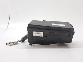 CAJA RELES / FUSIBLES FORD FOCUS LIM. (CB8) (4)