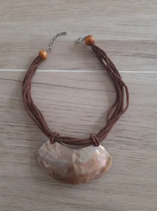 Colgante Concha Marrón. NUEVO