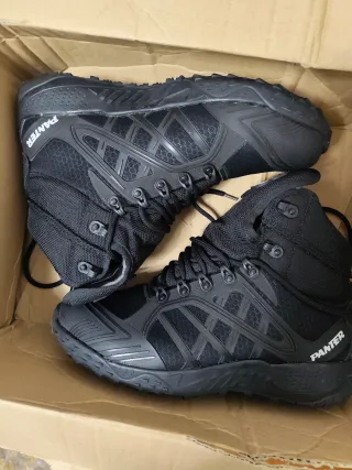 Botas de montaña marca Panter Negras Talla 42
