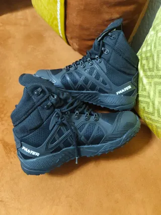Botas de montaña marca Panter Negras Talla 42