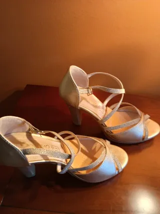 Zapatos de fiesta Prestigio y bolso a juego