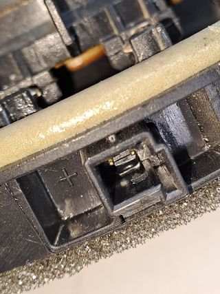 ALTAVOZ BMW SERIE 1 LIM. (F20) (2)