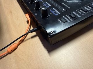 Controladora DJ Pioneer DDJ-RX + flightcase