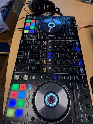 Controladora DJ Pioneer DDJ-RX + flightcase