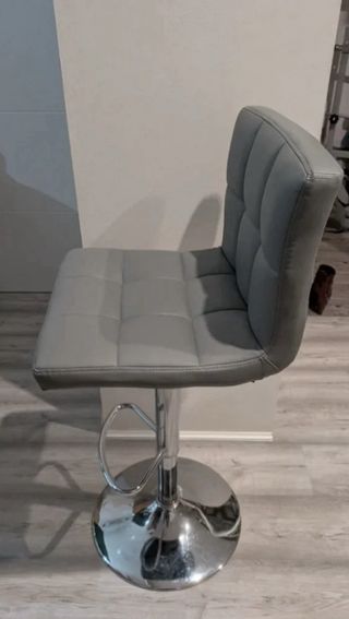 2 Sgabelli alti pieghevoli grigi