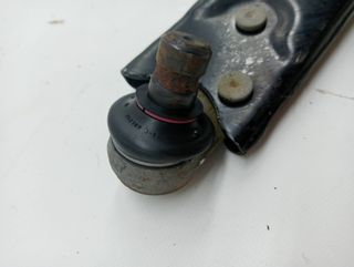 BRAZO SUSPENSION INFERIOR DELANTERO DERECHO FORD FOCUS TURN.