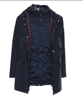 Chaqueta Guess Talla M Camuflaje M/L hay dos talla