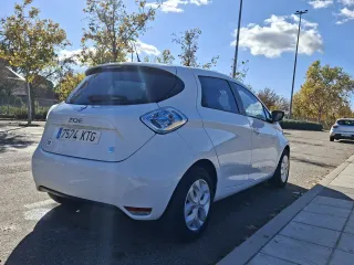 Renault ZOE 2015