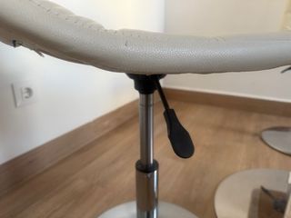 Mesa redonda cristal y metal