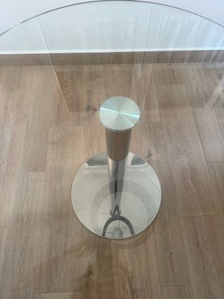 Mesa redonda cristal y metal