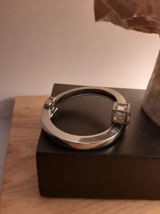 Pulsera Plateada con Piedras - NUEVA