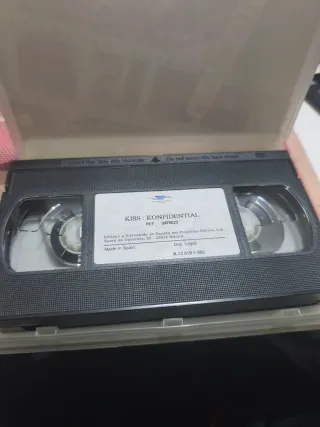 Kiss - Konfidential Uncensored VHS