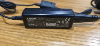 Cámara Digital Canon IXUS i⁷ Zoom + Accesorios