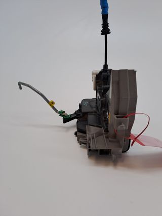 CERRADURA PUERTA DELANTERA IZQUIERDA KIA XCEED