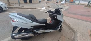 Suzuki Burgman 400 Impecable solo 13.100 de 2015