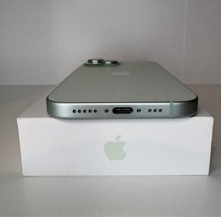 iPhone 15 128GB Verde