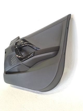 GUARNECIDO PUERTA DELANTERA DERECHA PEUGEOT 208
