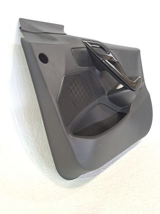 GUARNECIDO PUERTA DELANTERA DERECHA PEUGEOT 208