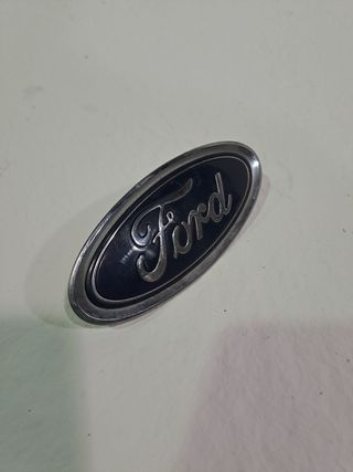 EMBLEMA FORD FOCUS
