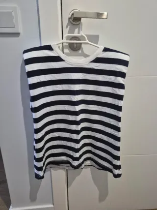 Camiseta sin mangas rayas azul y blanco